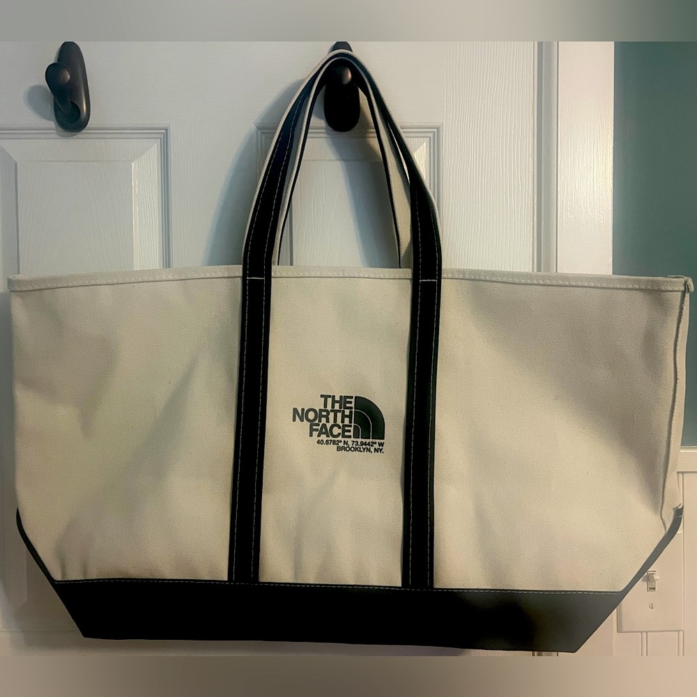 XL North Face tote bag